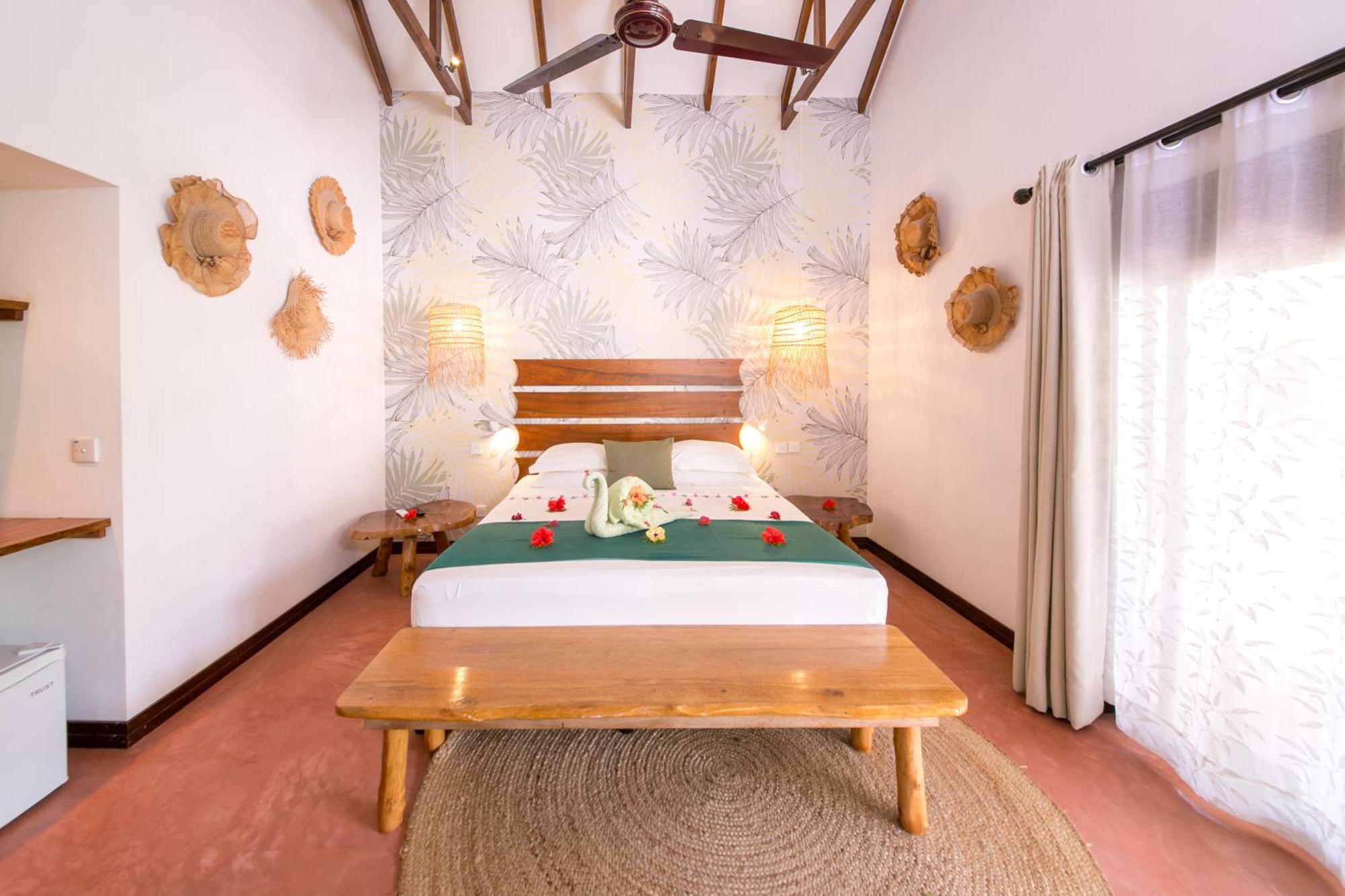Les Lauriers Eco Hotel Anse Volbert Village Kültér fotó